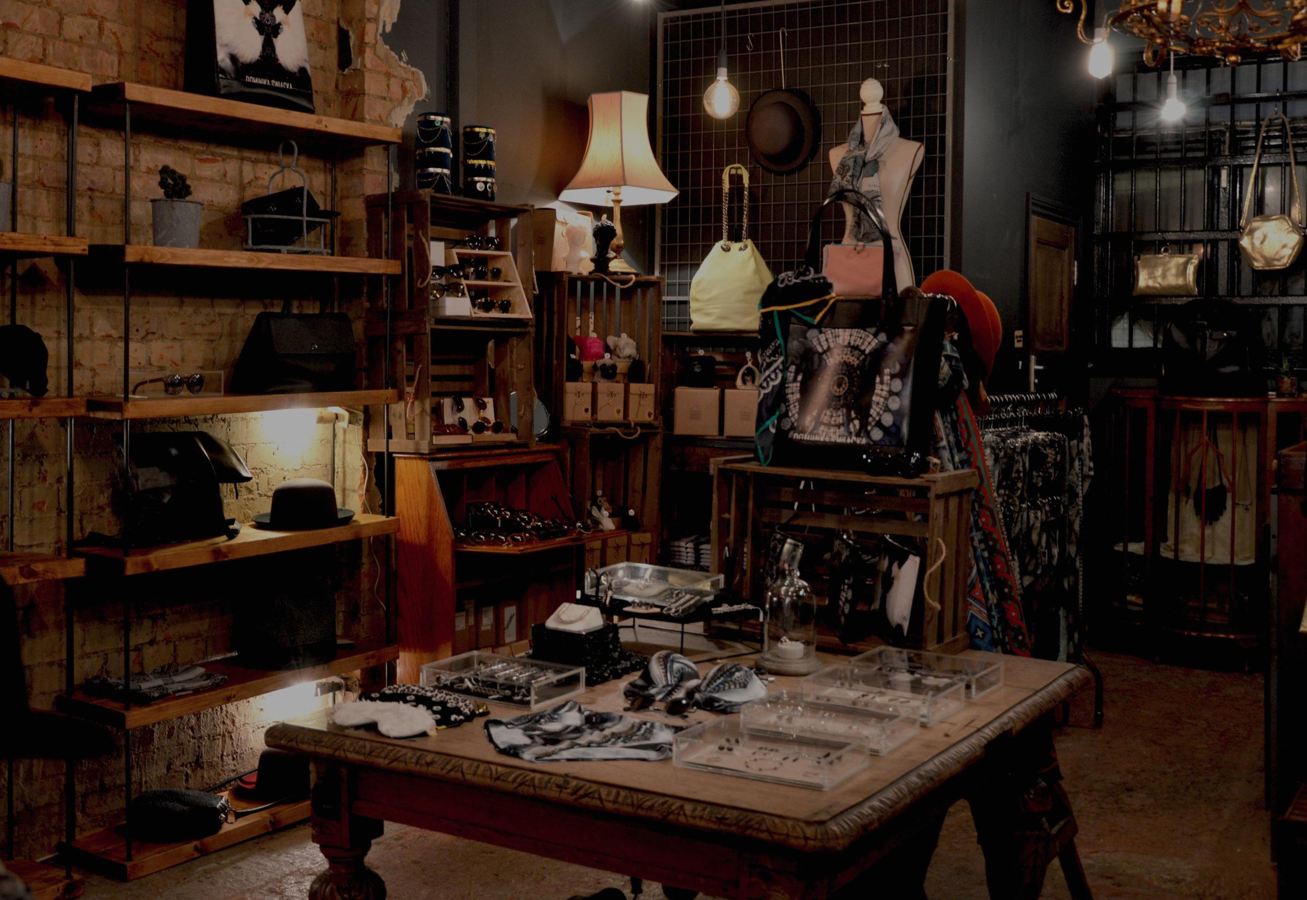 Learn 10 Ways Centric PLM Drives Retail Transformation to Supercharge Your Operations Featured